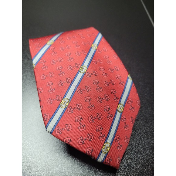 Gucci Other - Gucci Men's Necktie Red Horsebit Logo Silk 3.75" x 58" Excellent
